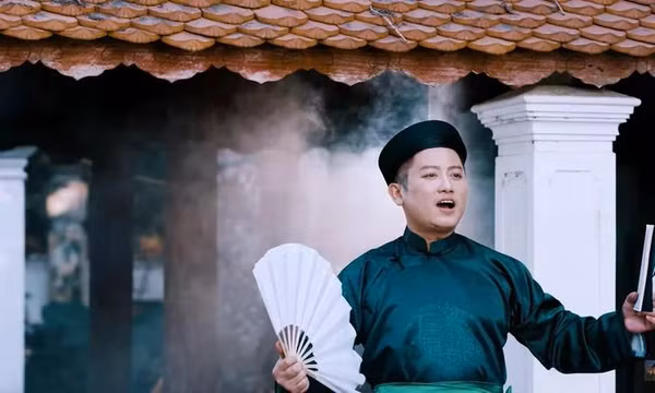 Nam ca sĩ xứ Nghệ ra MV “trẻ hóa” Ví Giặm