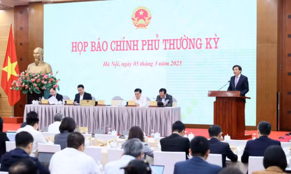 Bộ trưởng Trần Văn Sơn: Tình hình kinh tế-xã hội 2 tháng đầu năm tốt hơn cùng kỳ