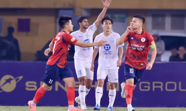 Quang Hải ghi bàn giúp Công An Hà Nội cầm chân Nam Định