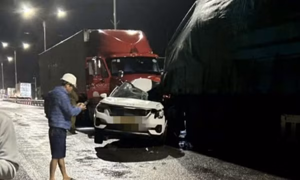 Tai nạn giao thông liên hoàn tại quốc lộ đoạn qua Huế