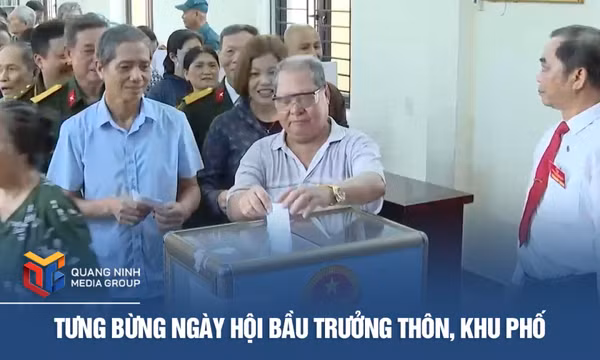 Tưng bừng ngày hội bầu trưởng thôn, khu phố