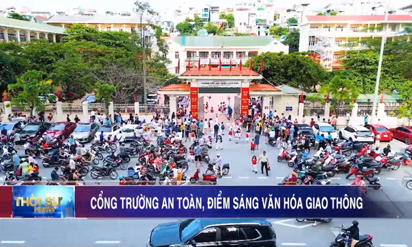 Cổng trường an toàn, điểm sáng văn hóa giao thông