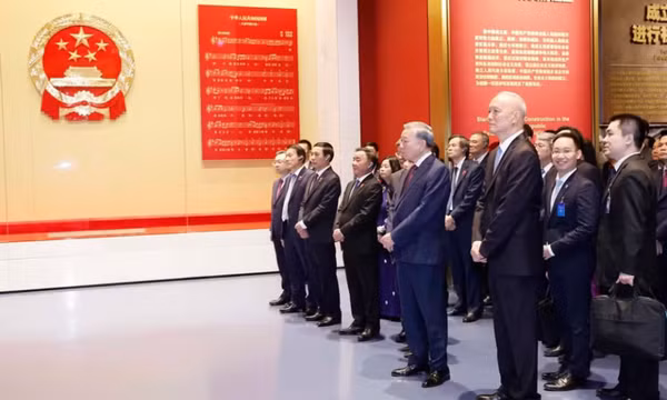 Tổng Bí thư, Chủ tịch nước Tô Lâm thăm Bảo tàng Lịch sử Đảng Cộng sản Trung Quốc