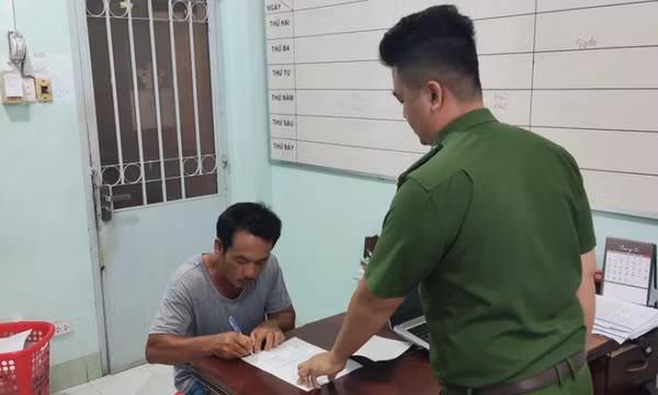 Bắt thanh niên say rượu chạy vỏ lãi tông chết người lái đò trên sông Tiền