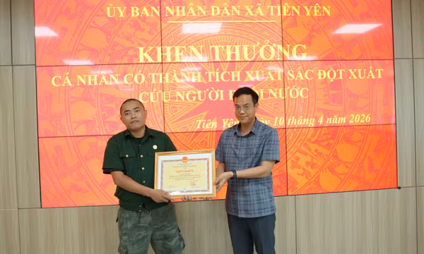 Khen thưởng cựu chiến binh dũng cảm cứu người đuối nước