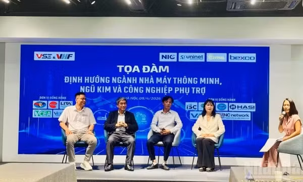 Việt Nam đẩy mạnh phát triển nhà máy thông minh và công nghiệp phụ trợ
