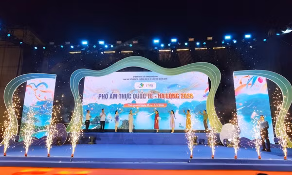 Khai mạc Phố ẩm thực quốc tế - Hạ Long 2026