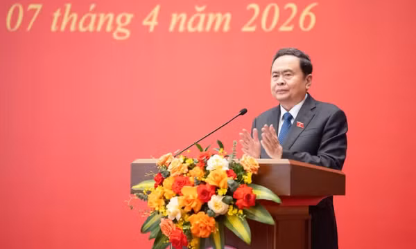 Quốc hội tiếp tục đổi mới tư duy xây dựng pháp luật, tăng cường giám sát “trúng, đúng”