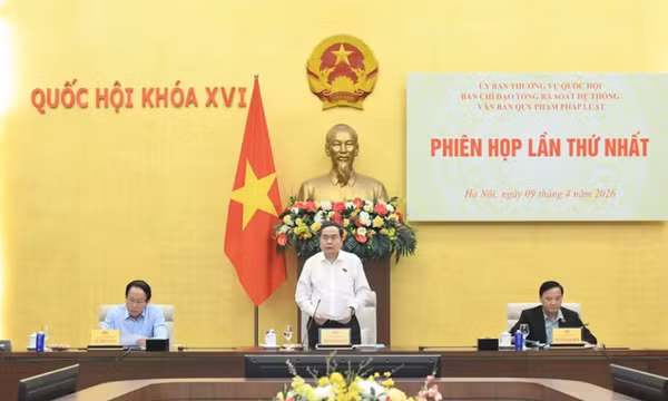 Xây dựng hệ thống pháp luật hiện đại, thống nhất, kiến tạo phát triển