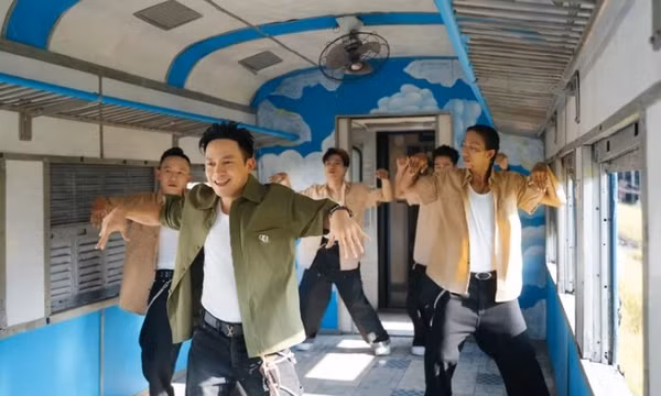 Đinh Tiến Đạt từ chất 'đời' hip hop đến rung động rất nhẹ của R&B