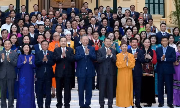 Đổi mới tư duy, hoàn thiện thể chế về công tác dân tộc, chính sách dân tộc