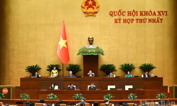 Cần giải pháp "hạ nhiệt" mặt bằng giá bất động sản đang "leo thang" bất hợp lý