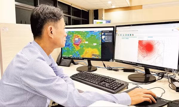 Đẩy mạnh chuyển đổi số trong ngành quan trắc khí tượng