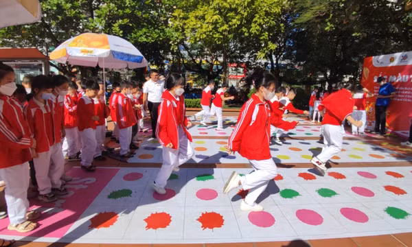 Ngày hội sắc màu năm 2022