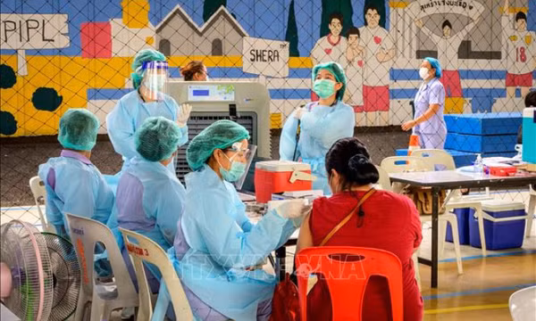 WHO: Dịch COVID-19 vẫn gây ra tình trạng y tế khẩn cấp toàn cầu