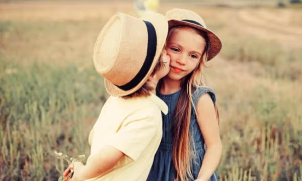 4 yếu tố khiến trẻ dậy thì sớm mà cha mẹ phải biết để tránh