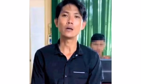 Đang ngủ bị tranh võng, vác súng bắn chết đối thủ rồi đi đầu thú