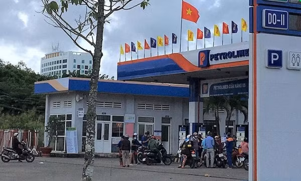 Ổn định tình hình thị trường xăng dầu, nhất là các cửa hàng bán xăng
