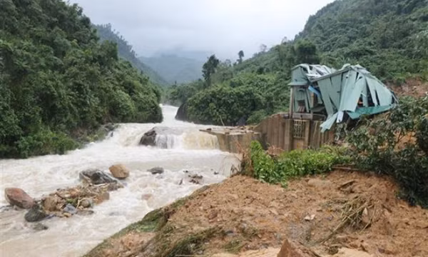 Vẫn chưa tiếp cận được khu vực bị vùi lấp ở nhà máy thủy điện Kà Tinh