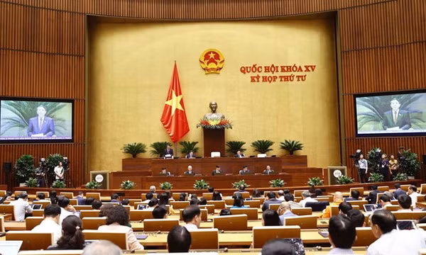 Đại biểu Quốc hội: Cần làm rõ xăng dầu “thiếu thật” hay “thiếu giả”
