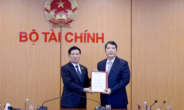 Công bố quyết định bổ nhiệm Thứ trưởng Bộ Tài chính Cao Anh Tuấn