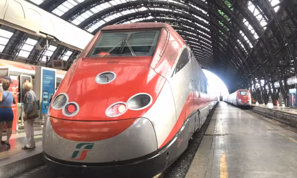 Kiến nghị nghiên cứu thêm phương án đường sắt Bắc Nam tốc độ 250 km/h