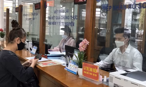 Sự khác nhau giữa tiền lương công chức và viên chức