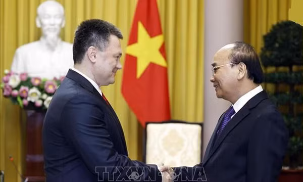 Chủ tịch nước tiếp Viện trưởng Tổng Viện kiểm sát Liên bang Nga