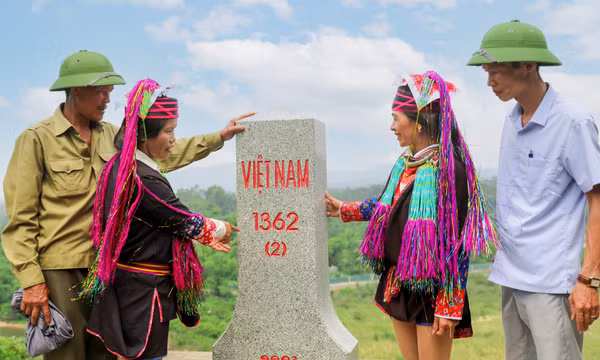 Những bí thư “Dân tin - Đảng cử” nơi biên cương