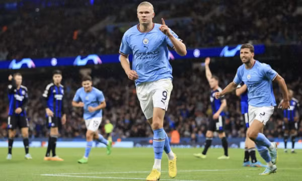 Haaland lập thêm cú đúp ở Champions League
