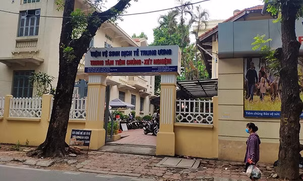 Kiểm tra thông tin một "Công dân Thủ đô ưu tú" bị kỷ luật do liên quan Việt Á