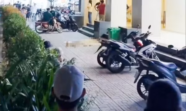 TPHCM: Phát hiện nữ sinh tử vong bất thường dưới chung cư