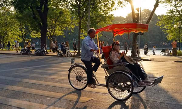 Bắc Bộ sáng và đêm trời lạnh, trưa chiều giảm mây trời nắng
