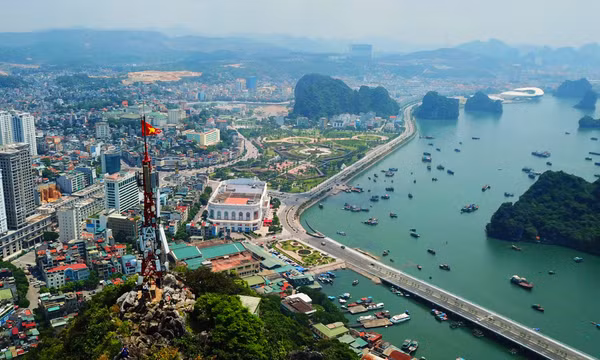 Xây dựng đô thị Hạ Long văn minh, hiện đại