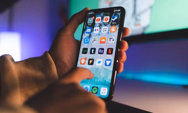 Xuất hiện công cụ mở đường cho tin tặc tấn công người dùng iPhone