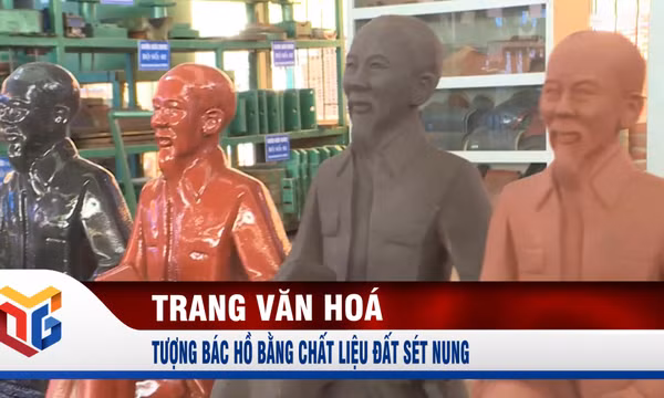 Tượng Bác Hồ bằng chất liệu đất sét nung