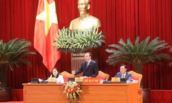 Nghiêm túc, trách nhiệm, đi thẳng vào vấn đề trong phiên chất vấn