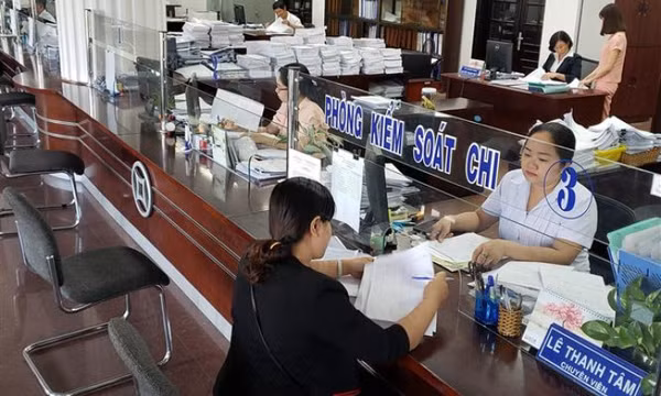 Kho bạc Nhà nước hạn chế tối đa sử dụng tiền mặt trong giao dịch