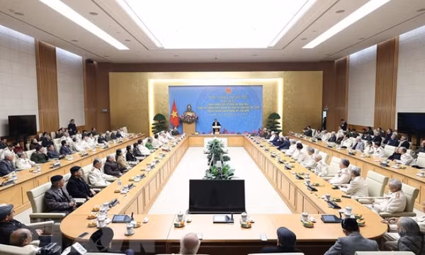 Thủ tướng Phạm Minh Chính gặp mặt nhân chứng lịch sử Công an Nhân dân