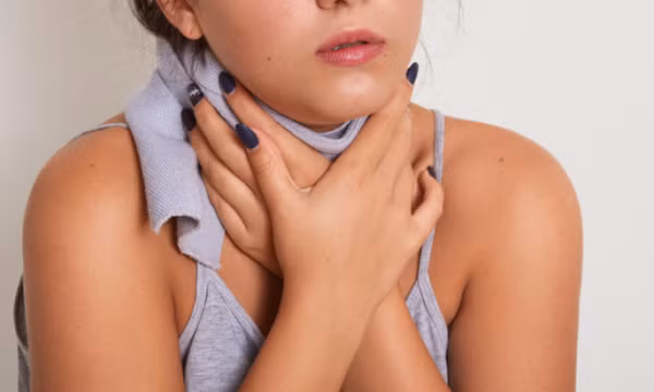 Hiểm họa khi dùng kháng sinh bừa bãi chữa viêm họng