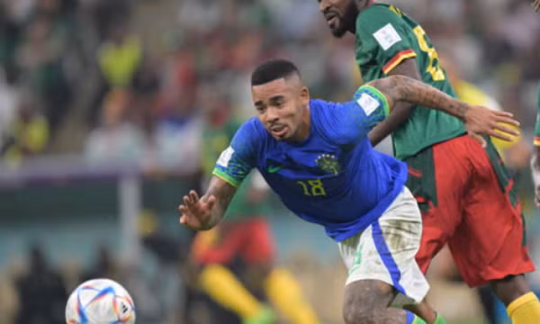 Gabriel Jesus nghỉ 3 tháng, Arsenal toang nặng