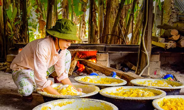 Bánh, mứt gọi Tết về