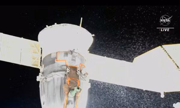 Nga có thể gửi tàu cứu hộ phi hành đoàn ISS