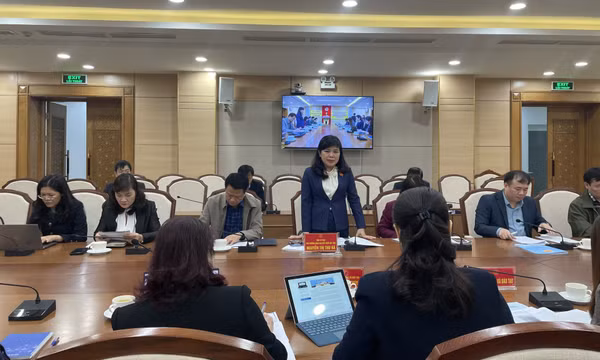  Đoàn ĐBQH tỉnh giám sát về đổi mới chương trình, sách giáo khoa giáo dục phổ thông