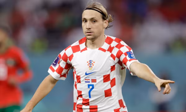 Real Madrid quan tâm đến Modric 2.0