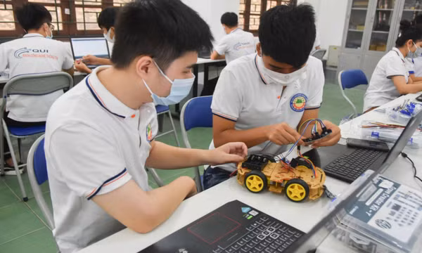 Thu hút nhân tài, trọng dụng nguồn nhân lực chất lượng cao