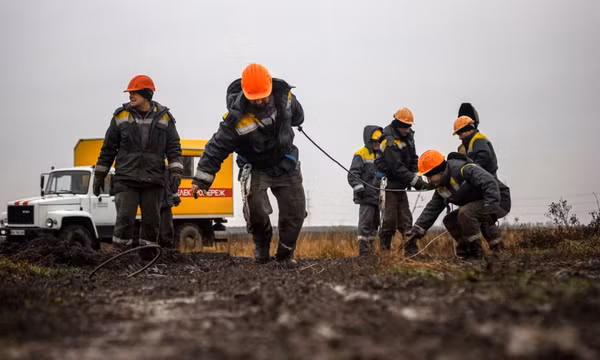 Hứng 'bão' hoả lực của Nga, hạ tầng điện lực của Ukraine tan hoang
