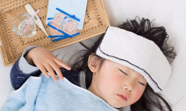 6 bệnh giao mùa thường gặp ở trẻ, bố mẹ hết sức chú ý