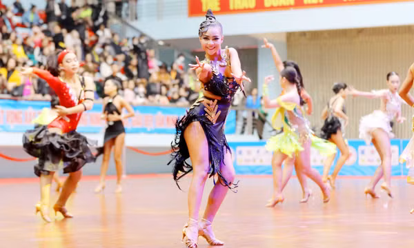 Ấn tượng khiêu vũ thể thao