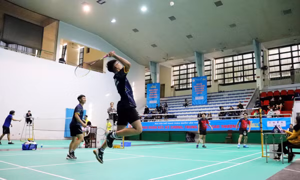 Khởi tranh Giải cầu lông các CLB tỉnh Quảng Ninh năm 2022